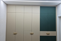 Шкаф распашной